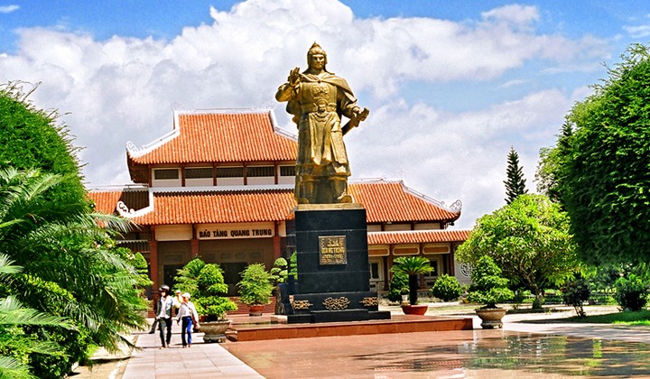 QUY NHƠN - TÂY SƠN